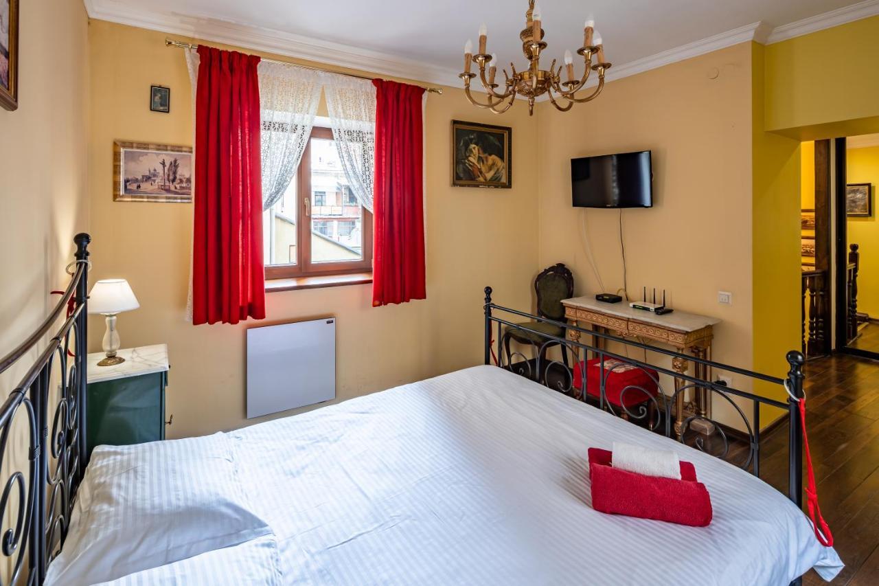 Bv Apartments Krakivska 利沃夫 外观 照片